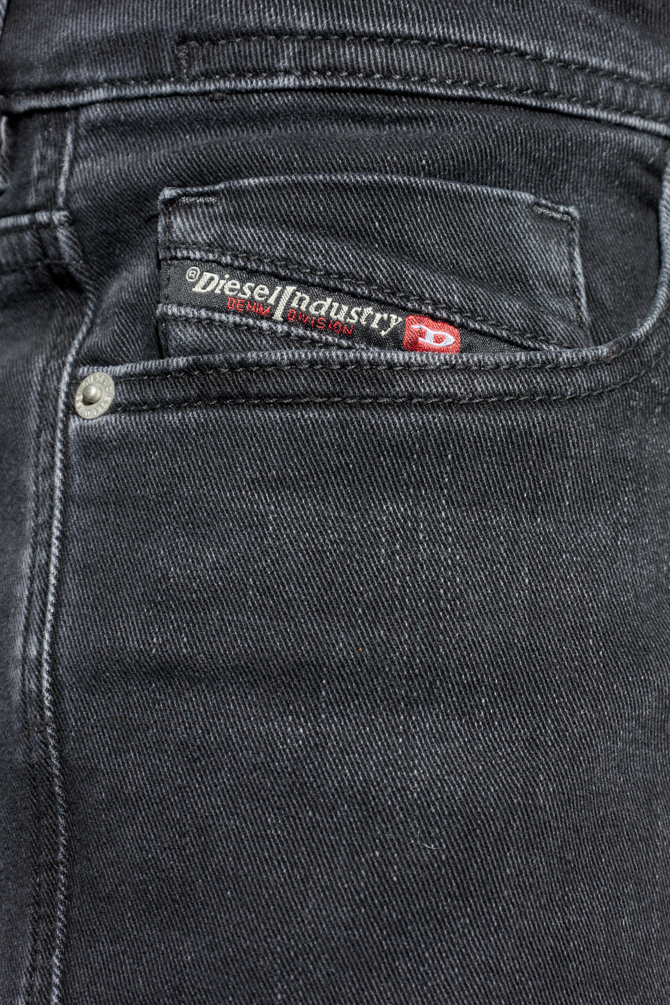 DIESEL SLEENKER 美品 Diesel Jeans '1979 SLEENKER' | Men's | Vitkac